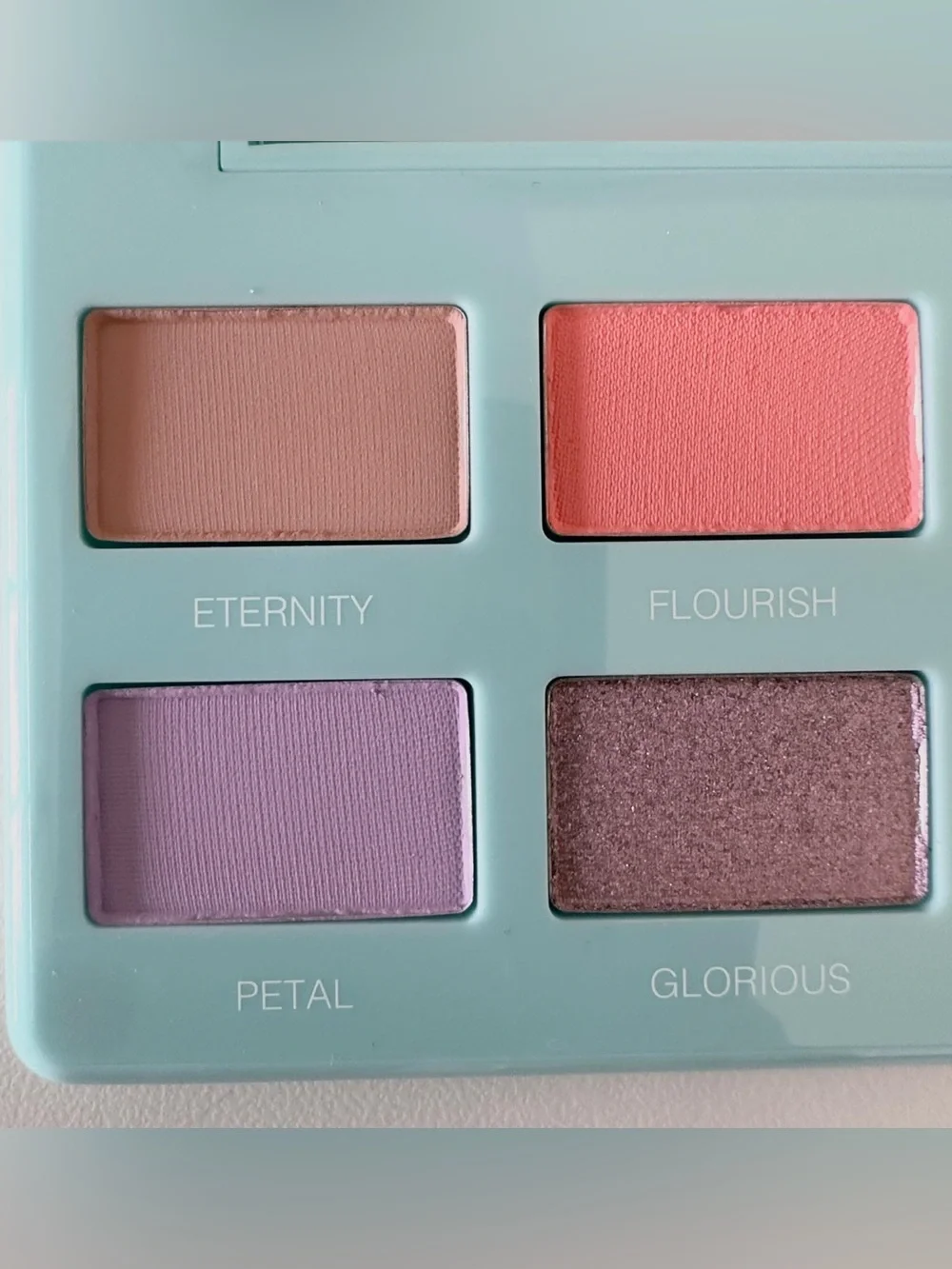 NWT Artist Couture Ethereal Bloom Eyeshadow Palette
